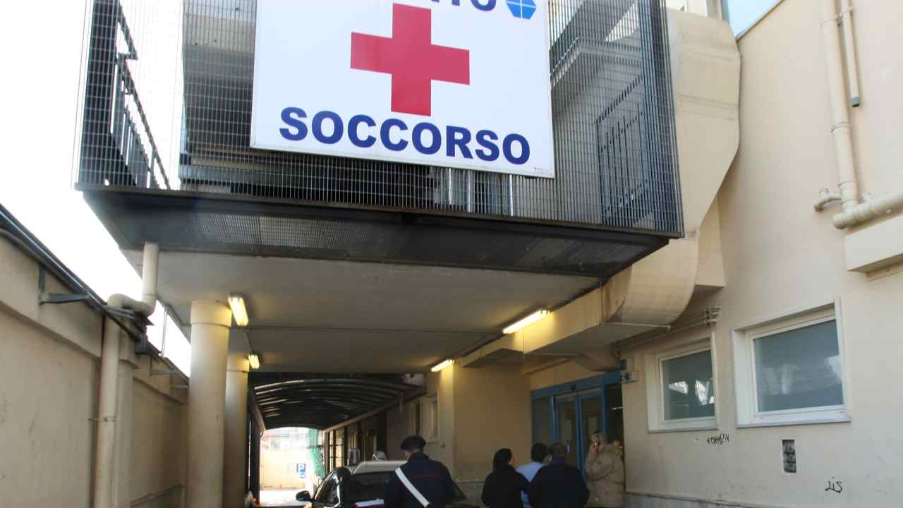 Corsa in ospedale per una madre ed il figlio