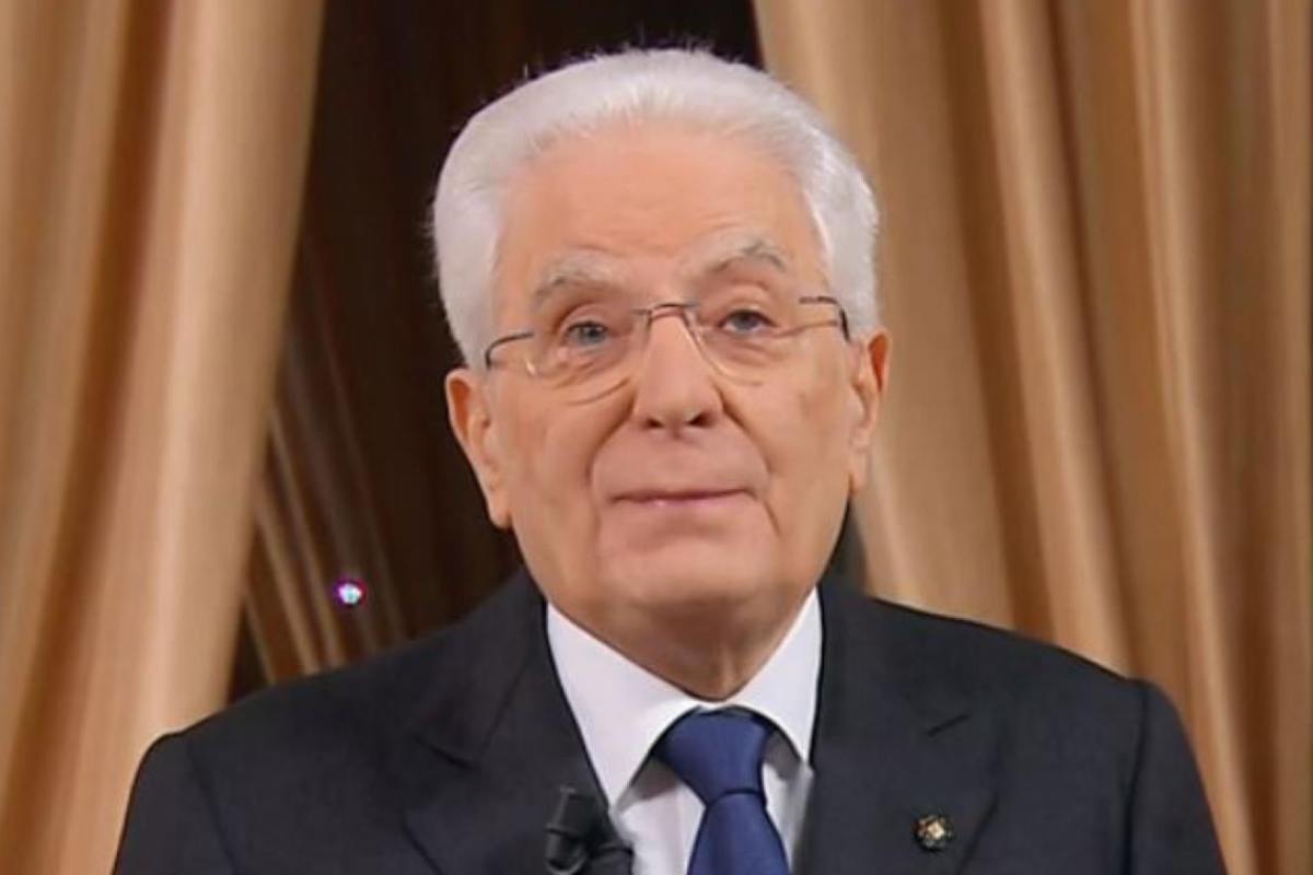 Mattarella firma il 'Decreto Carburante'