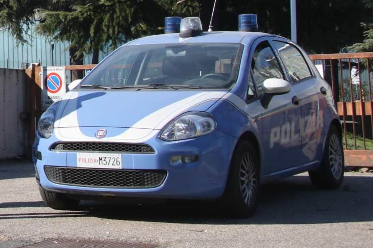 blitz della polizia.