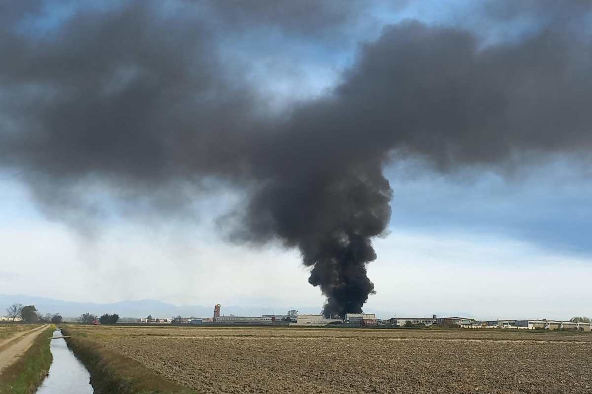 Incendio in una azienda chimica