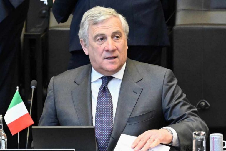 FI, Tajani Su Berlusconi: "Ci Dice Cosa Fare, Noi Operativi"