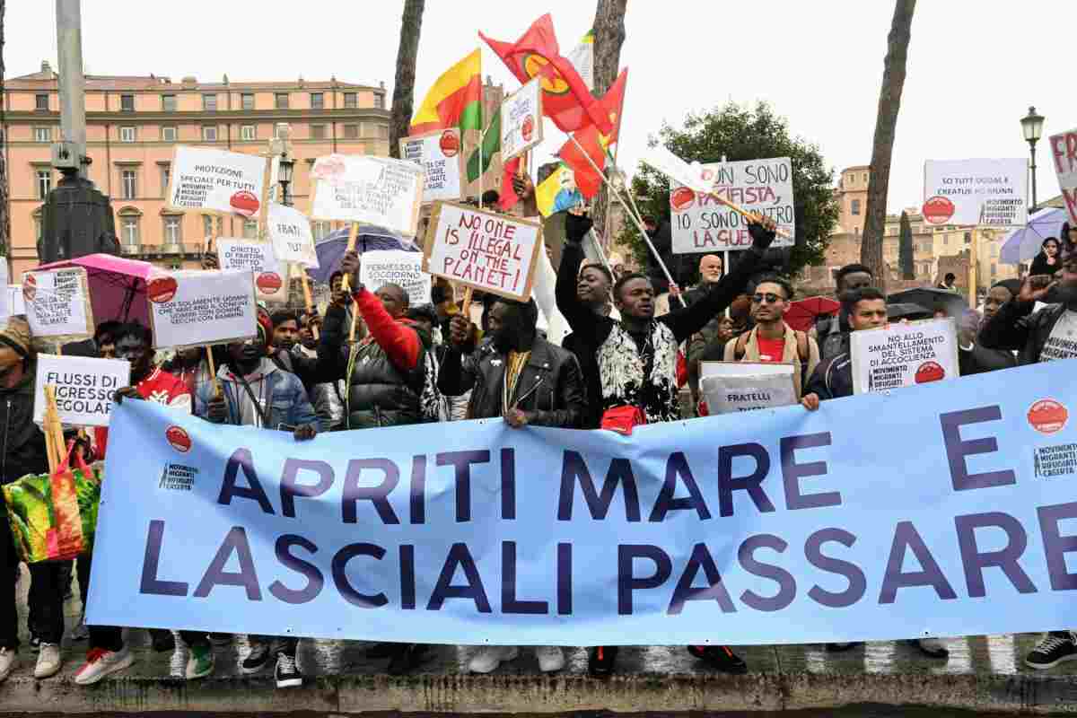 Migranti protesta