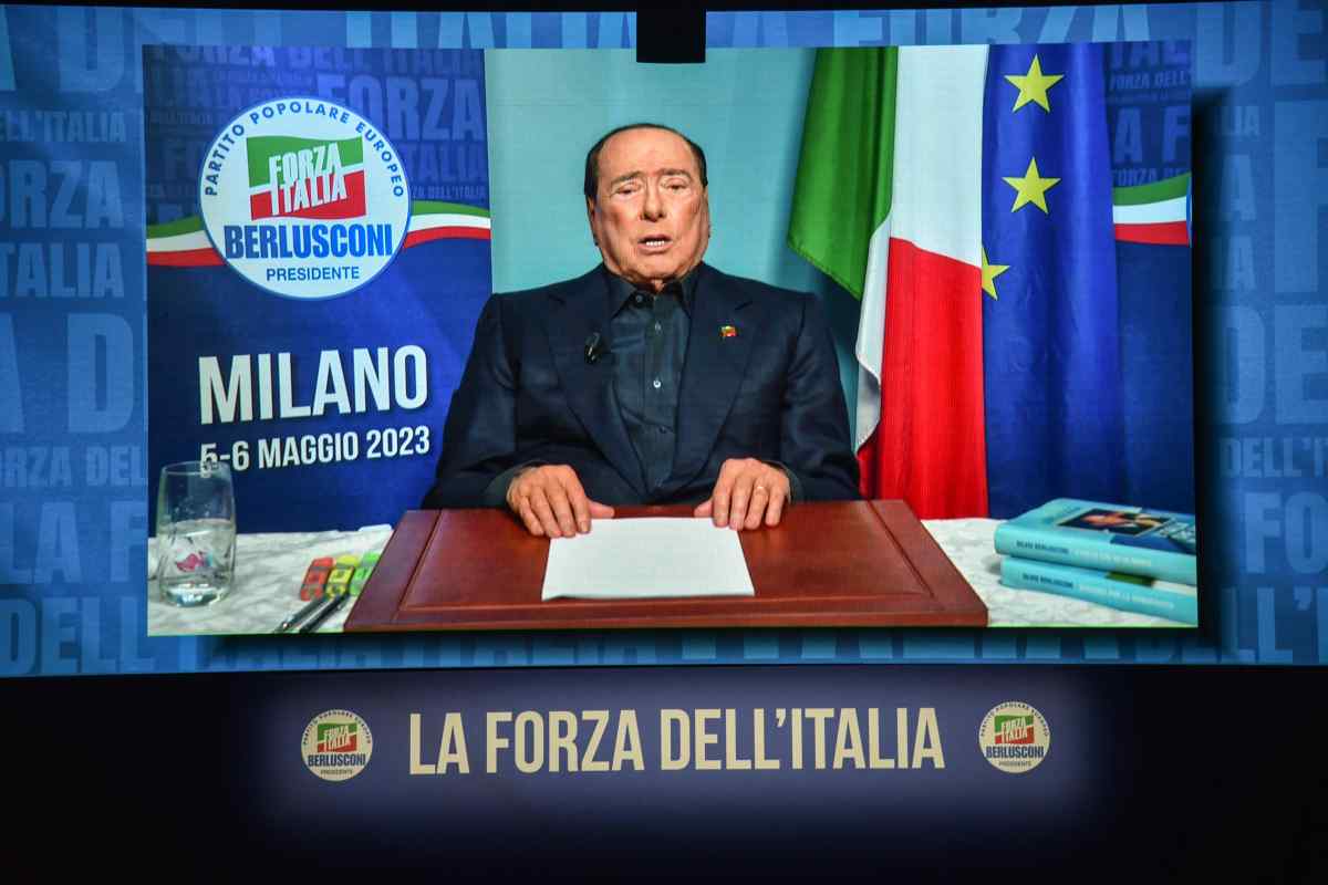 Berlusconi, un altro video alla vigilia delle amministrative