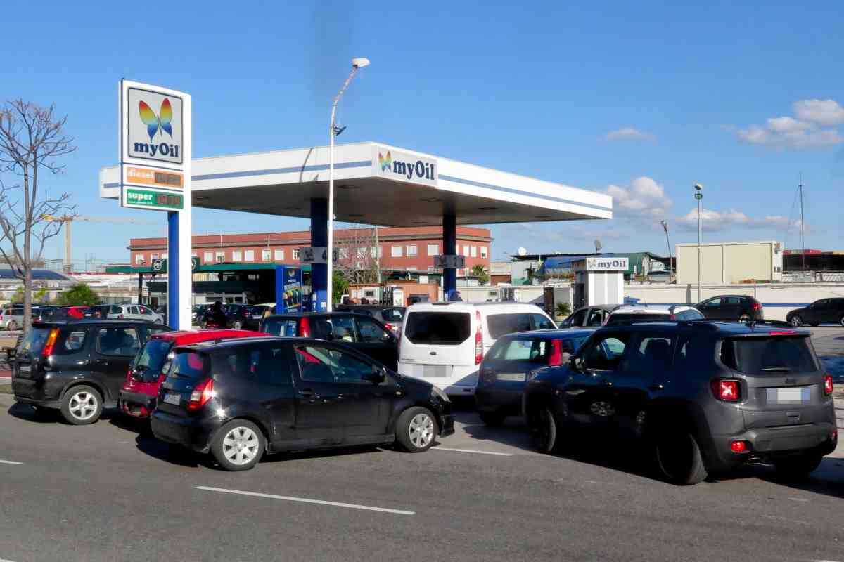 Aumento il prezzo della benzina