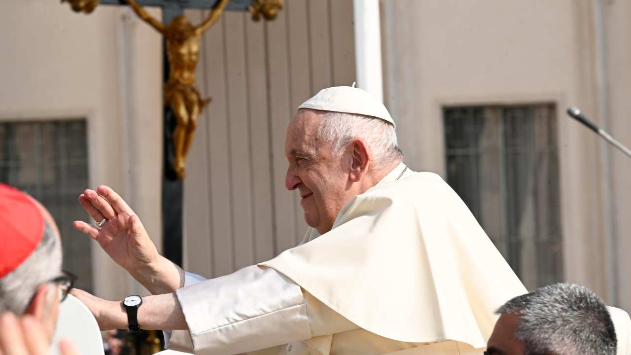 papa piazza san pietro