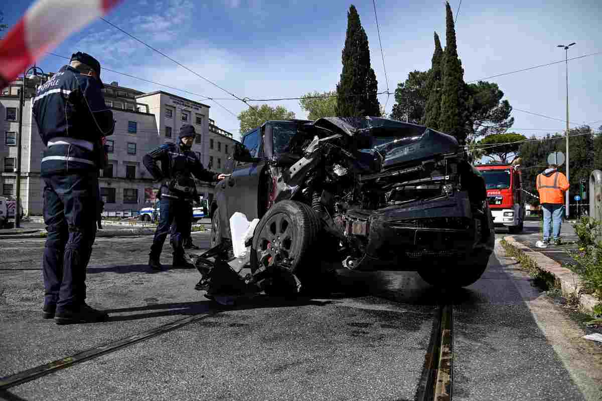 Il Comune non vuole risarcire il bomber della Lazio