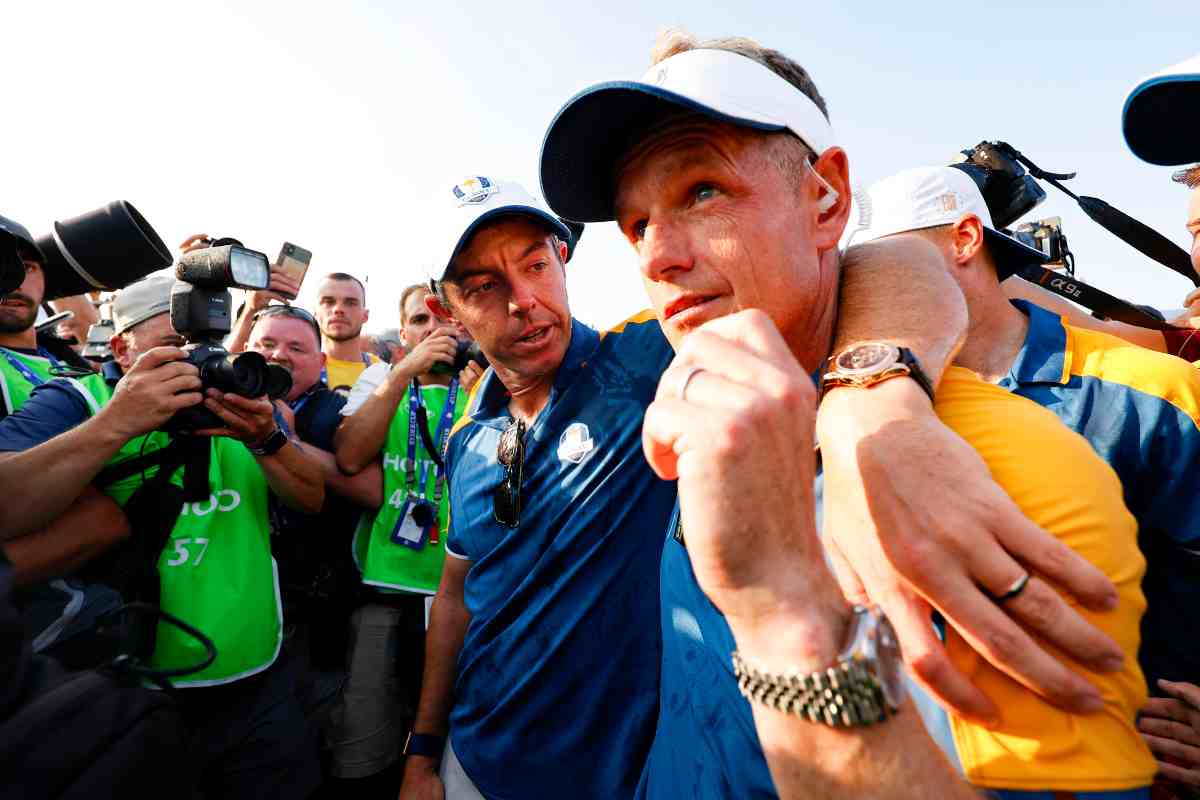 Luke Donald festeggia il trionfo