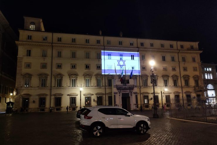 Colori bandiera Israele a Palazzo Chigi