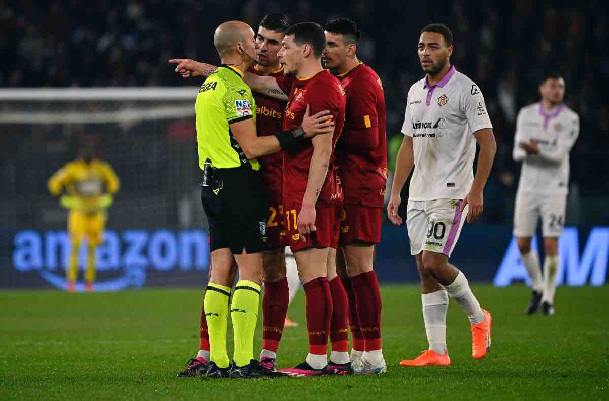 Rigore non concesso: arbitro minacciato