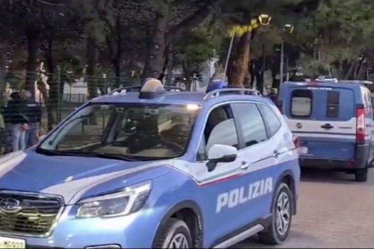 Interviene la polizia