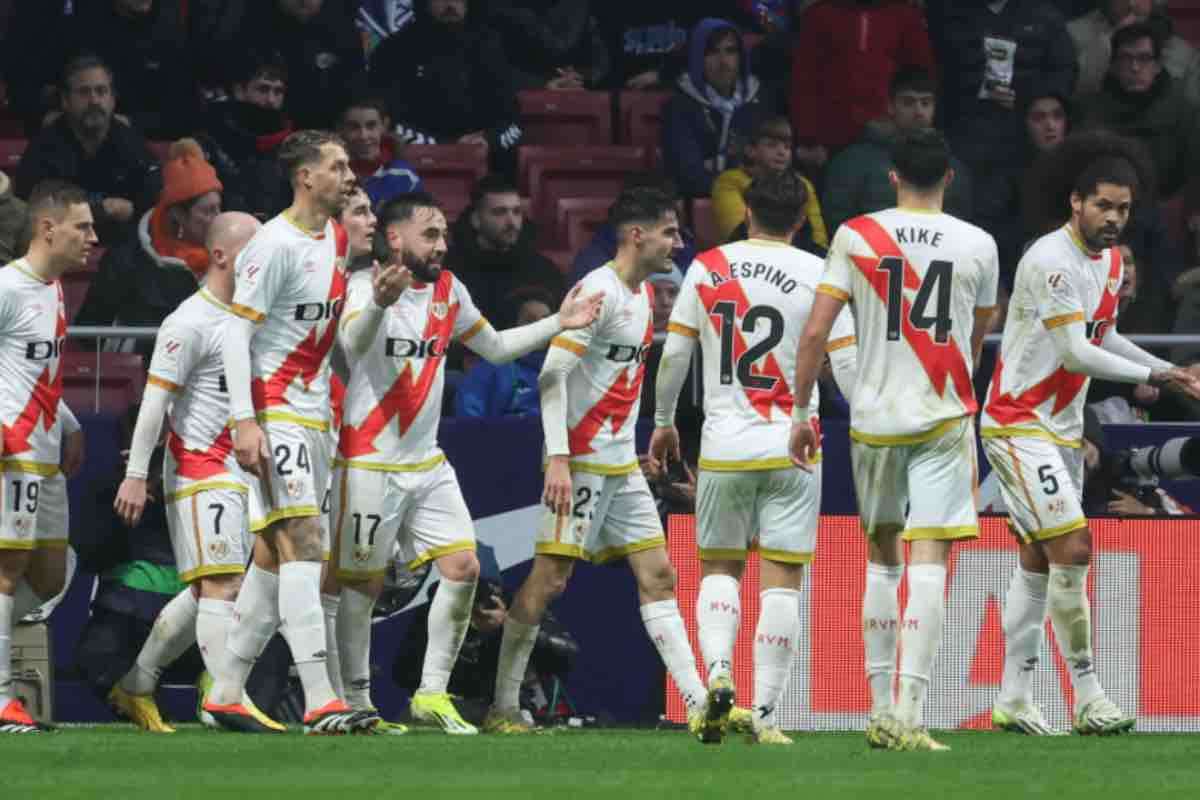 Proteste dei tifosi del Rayo contro il club