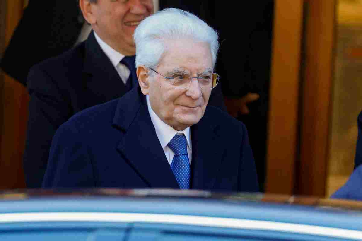 Mattarella difende Meloni: "Violenza intollerabile". E Schlein rompe il silenzio: "Ha ragione"