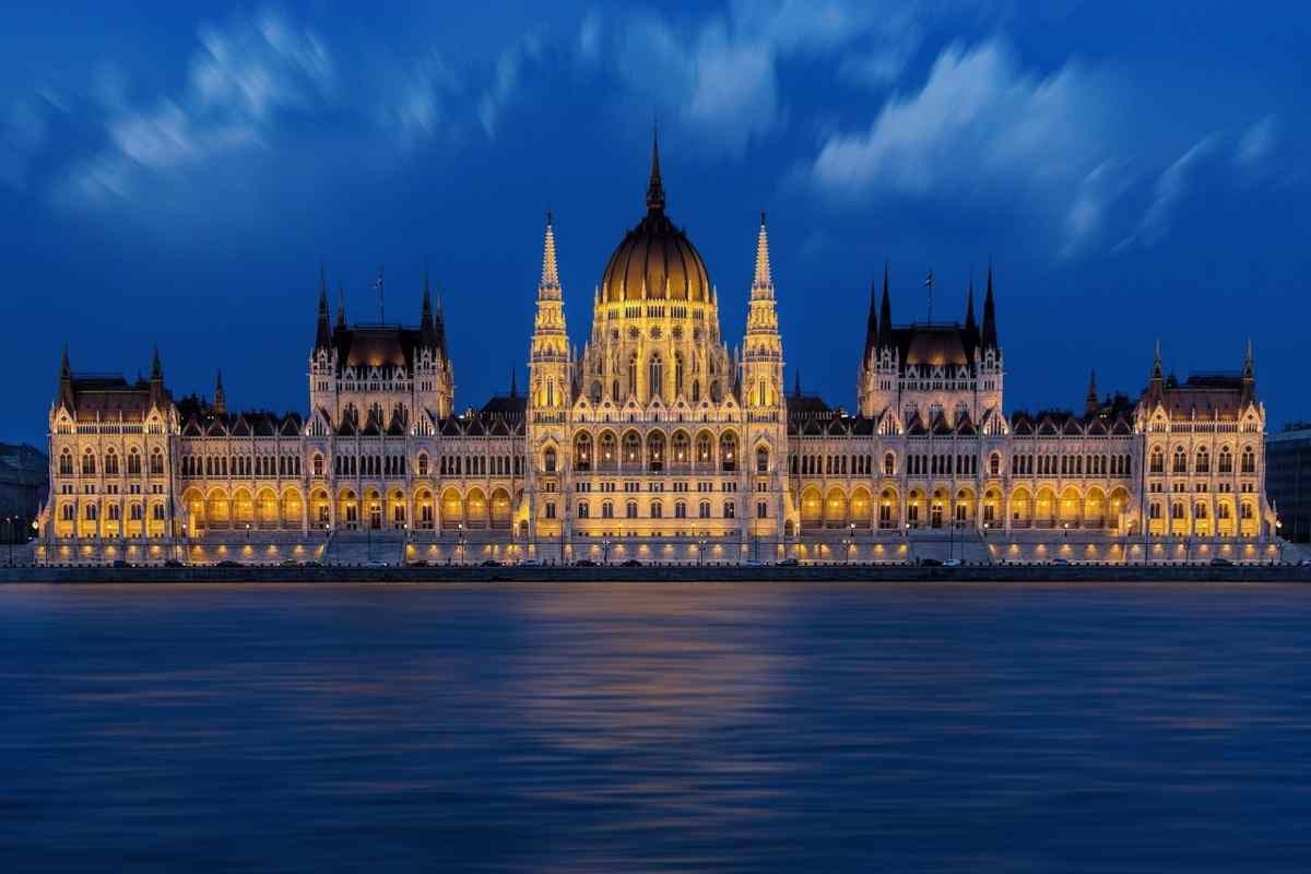 Accordo per trasformare Budapest in una mini-Dubai