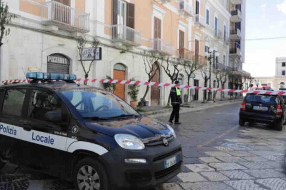 Polizia locale e strade chiuse a Trani