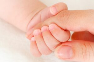 pedopornografia: moltissimi i neonati tra vittime