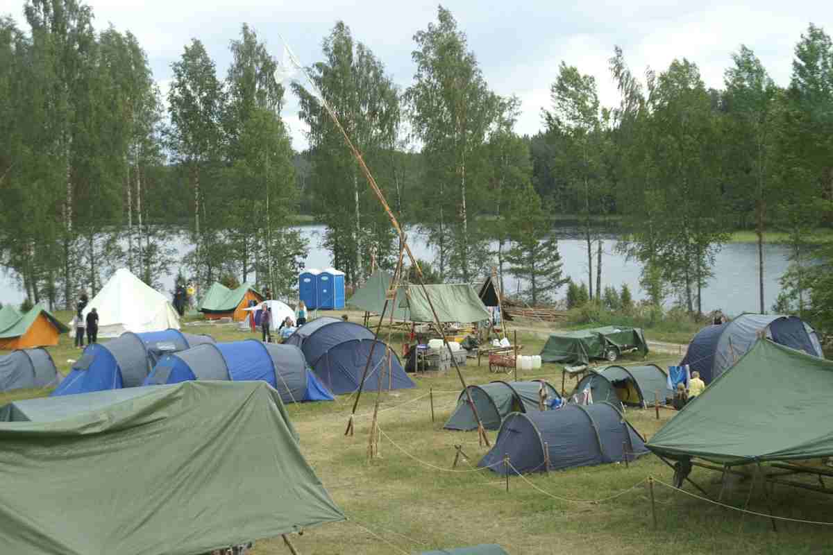 Il camp chiude prima per il rotavirus