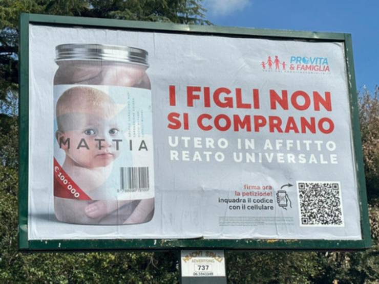 Maternità surrogata: 'per la donna è una sconfitta'