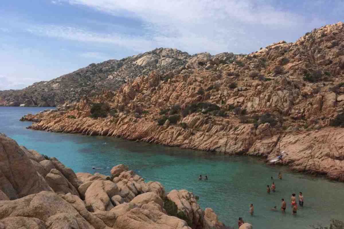 Vacanze: l’estate ‘cafona’ colpisce anche in Sardegna