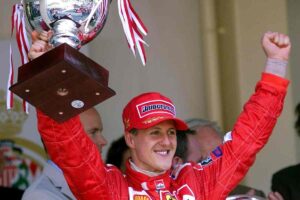 Aveva foto di Schumacher dopo l’incidente: così ha estorto 15 milioni alla famiglia