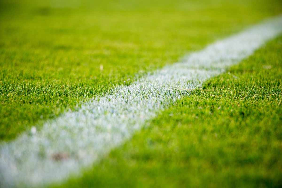 Shock sul campo da calcio: bambino di 11 anni accoltellato a morte