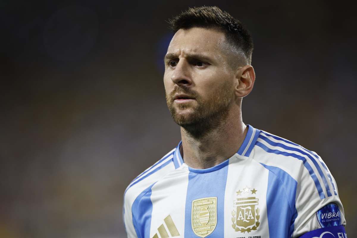 Attivisti deturpano la villa di Messi, lui chiede 50.000 euro di danni