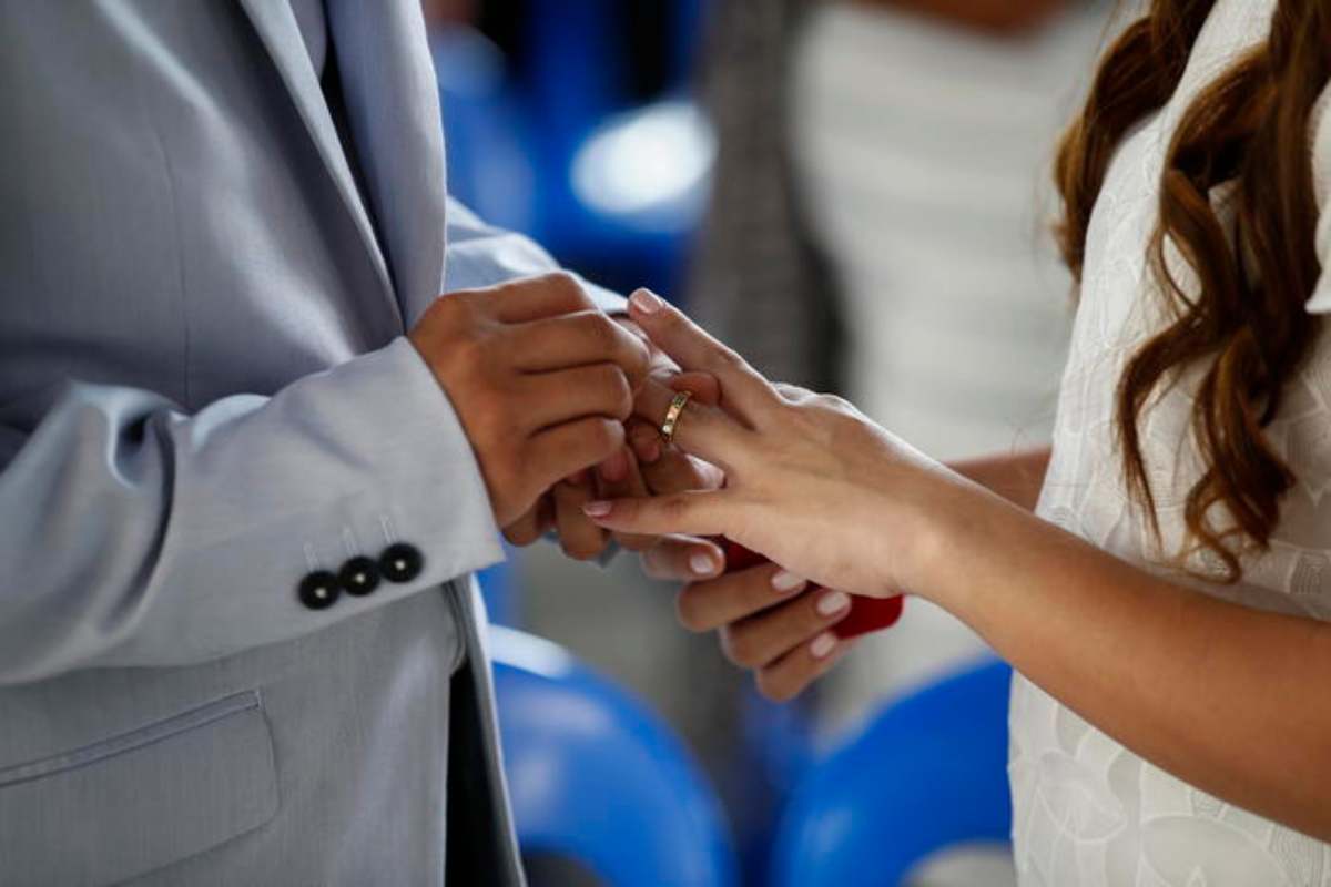 Incredibile: il matrimonio fa invecchiare la coppia ma come?