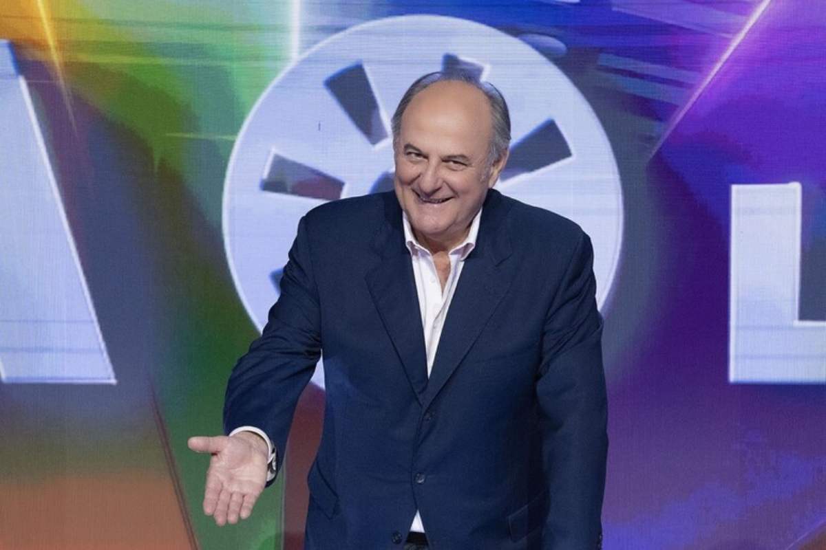 Gerry Scotti e la ruota della fortuna