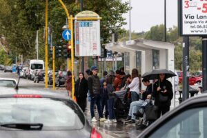 Giornata nera, Roma blindata per la manifestazione vietata pro-Palestina e lo sciopero dei trasporti