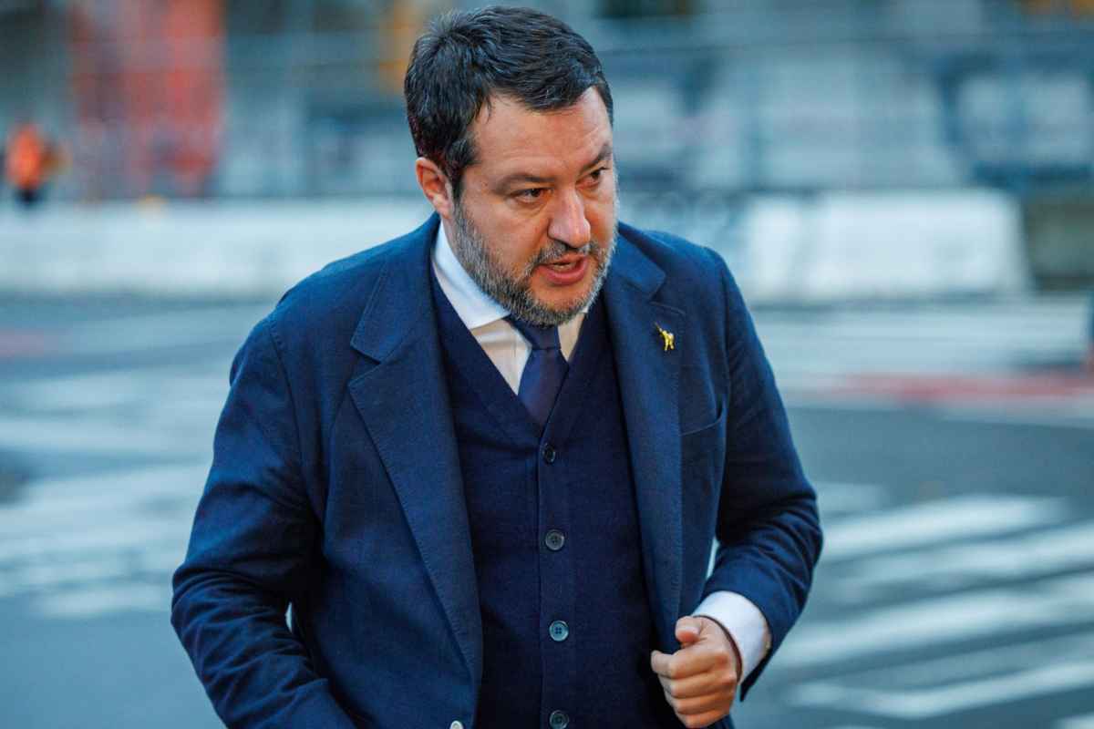 Secondo il vicepremier Salvini "Patarnello non merita di stare al suo posto"