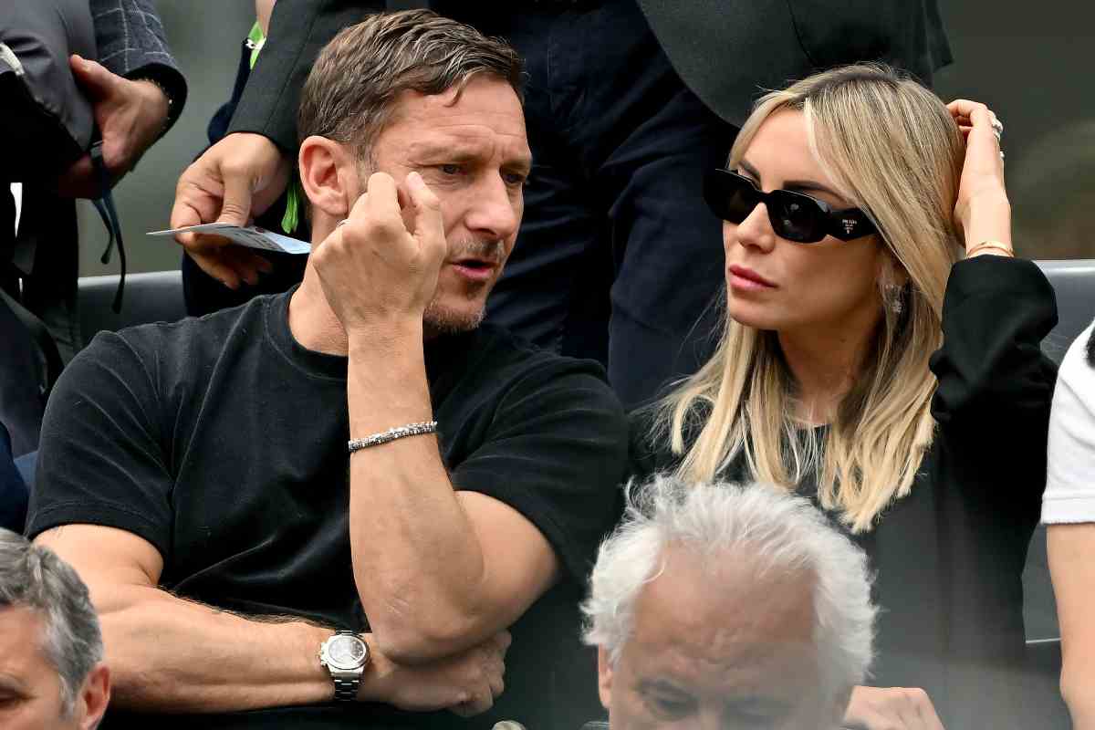 Totti e Noemi in tribuna