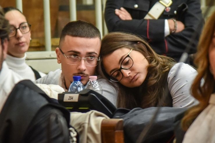 Mario e Chiara Tramontano, fratello e sorella di Giulia, in Aula