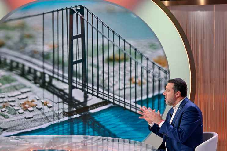 Ponte sullo Stretto di Messina e Matteo Salvini