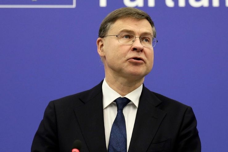 Valdis Dombrovskis al Parlamento europeo