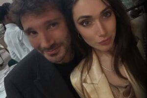 L'incontro tra la sosia di Belen e Stefano De Martino