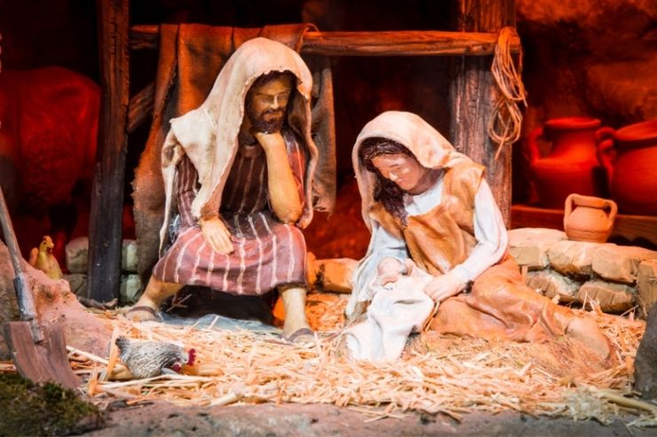 Presepe con Maria, Giuseppe e Gesù Bambino