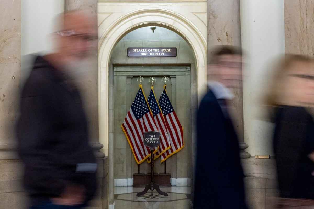 Come gli Usa hanno evitato di mandare a casa senza stipendio 800mila federali: cos’è il government shutdown