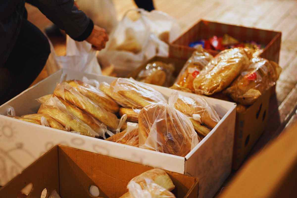 Food for Gaza: riso, pasta e pomodori per i popoli della Striscia. Confagricoltura: “Accolto l’invito di Tajani”