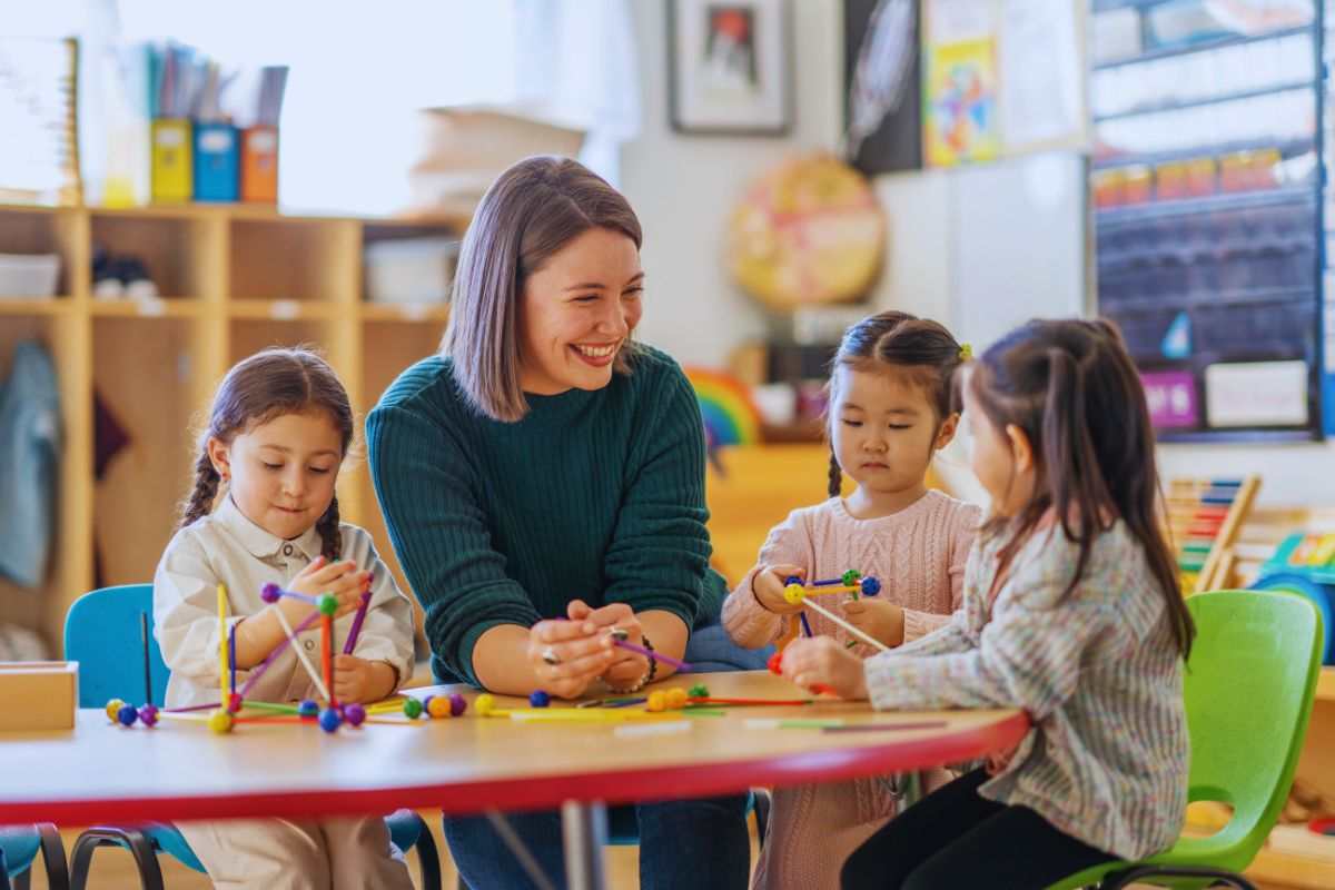 Concorso per diventare docenti PNRR 2, i posti sono 19.032: requisiti e come fare la domanda