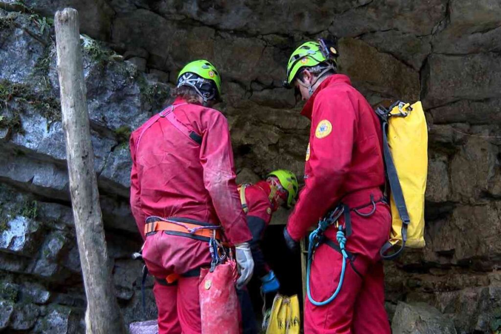 Come Sta Ottavia Piana La Speleologa Intrappolata In Una Grotta