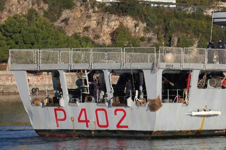 Arrivo dei migranti su nave Libra