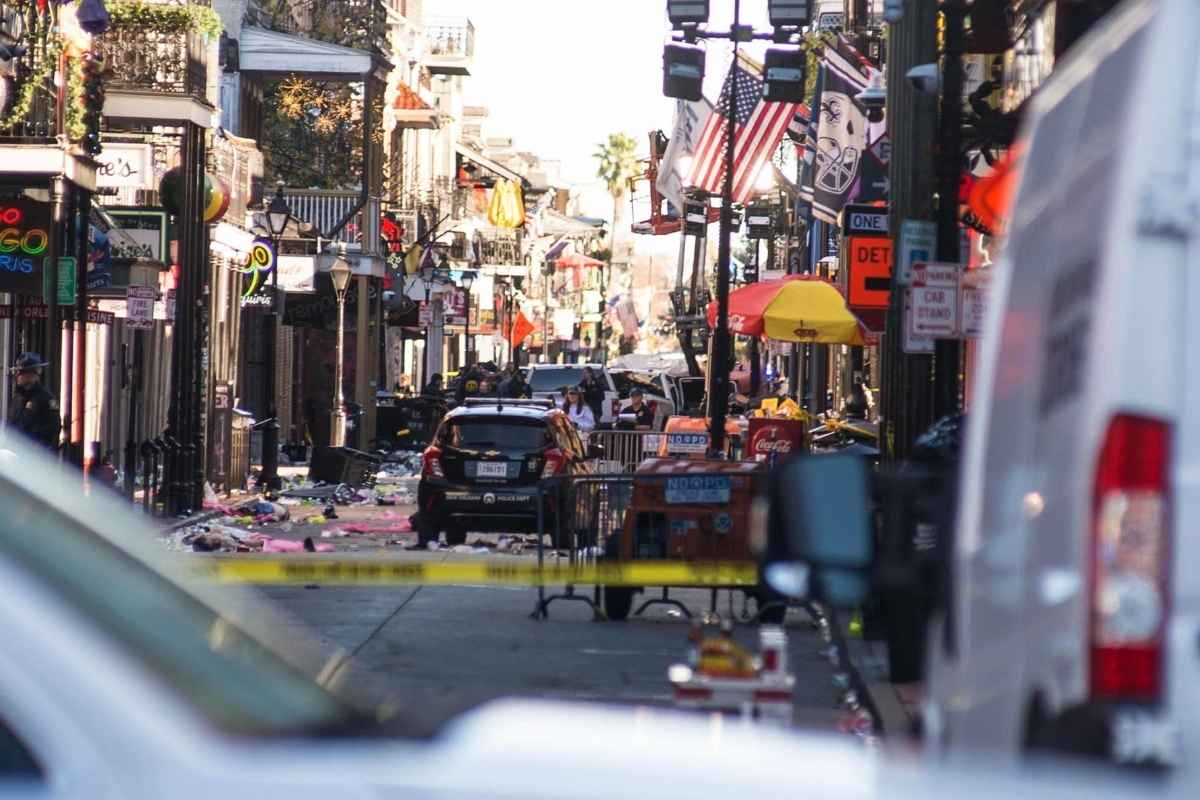 Gli Stati Uniti sotto attacco, terrore a New Orleans: almeno 15 morti. La pista dell’Isis, l’esplosione a Las Vegas, la sparatoria nel Queens