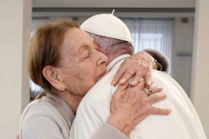 Edith Bruck e Papa Francesco