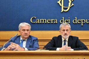 Marcello Taglialatela e Gianni Alemanno durante la presentazione di Movimento Indipendenza