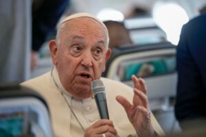 Papa Francesco, l'omelia dell'Epifania in Piazza San Pietro