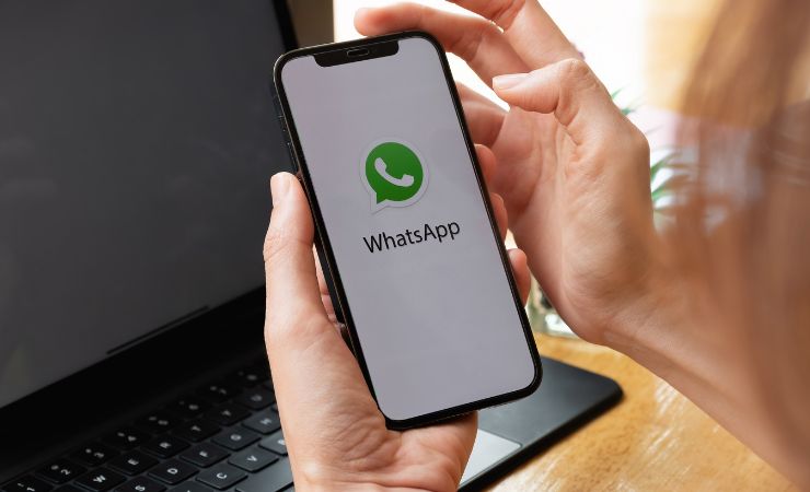 Telefono whatsapp computer