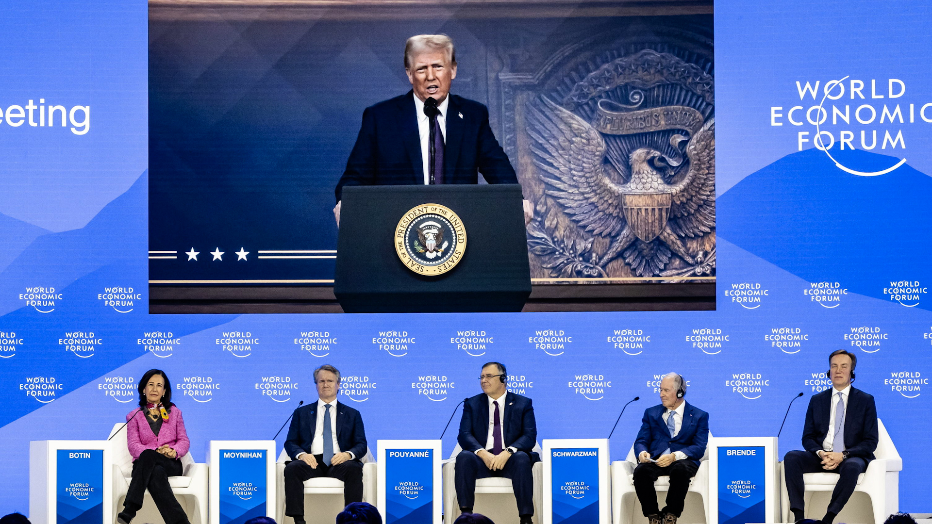 Il presidente degli Stati Uniti, Donald Trump, in collegamento al Forum di Davos