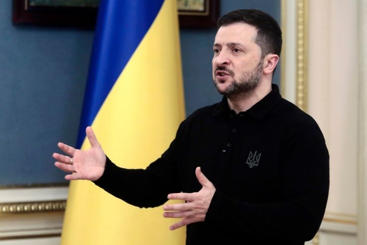 Volodymyr Zelensky parla in pubblico