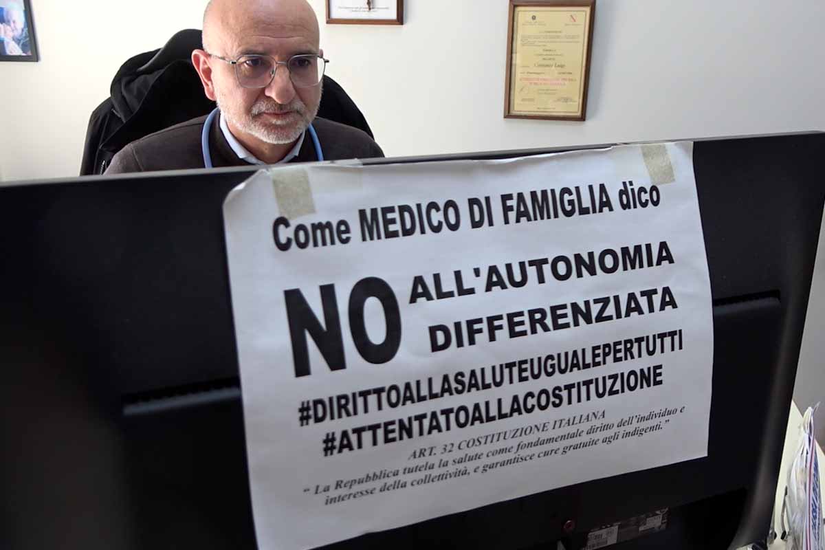 Il caso dei medici a gettone, fuga dal sud a nord: “Pagati fino a 5 volte in più”. I rischi dell’Autonomia differenziata