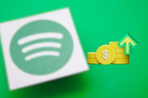 Spotify, i prezzi degli aumenti aumentano