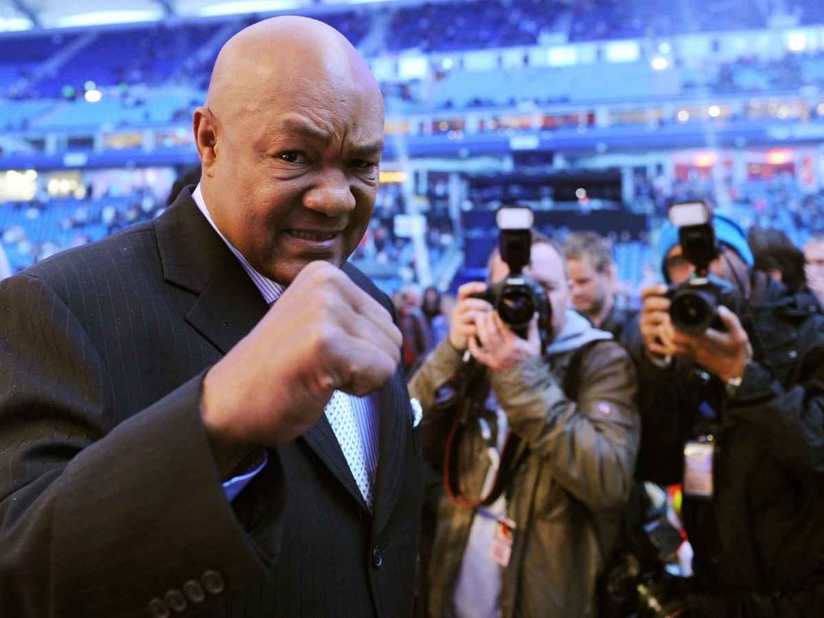 Chi era George Foreman, la leggenda dei pesi massimi protagonista del Rumble in the jungle con Muhammad Ali